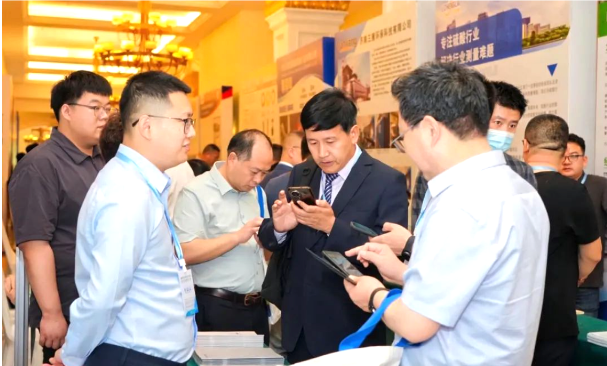 聚焦行業(yè)發(fā)展！公司高層出席 2025 重有色金屬先進(jìn)冶金研討會(huì)